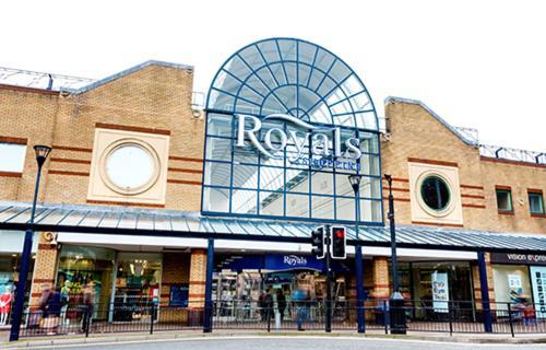 Seafront Suites - Close To Beach, Train Station & Southend Airport サウスエンド・オン・シー エクステリア 写真
